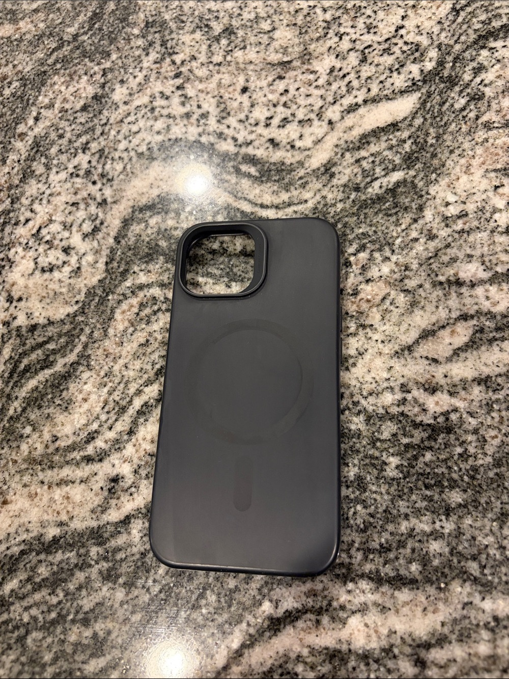Magnetic-Compatible Slim Black Phone Case
